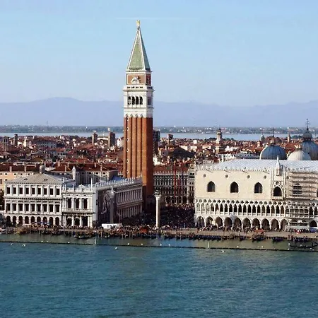 Andrea Flat 3rd Floor Apartamento *