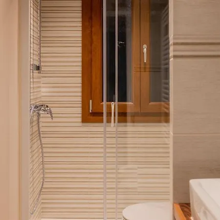 Andrea Flat 3rd Floor